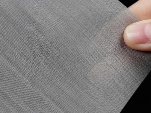 Consistent 200/325 mesh with exact openings ensures reliable filtration and particle separation.